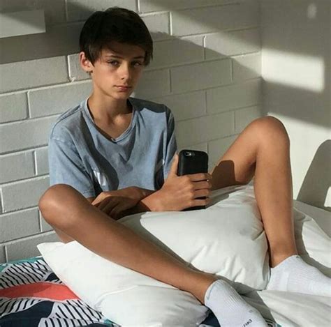 boy18tube|Young (18+) Porn – Gay Male Tube.